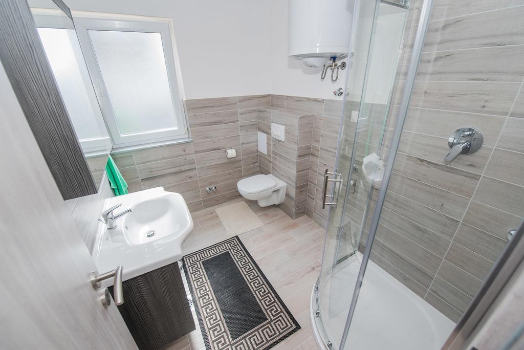 Apartment Grabovac Kaštela Pokoj fotografie
