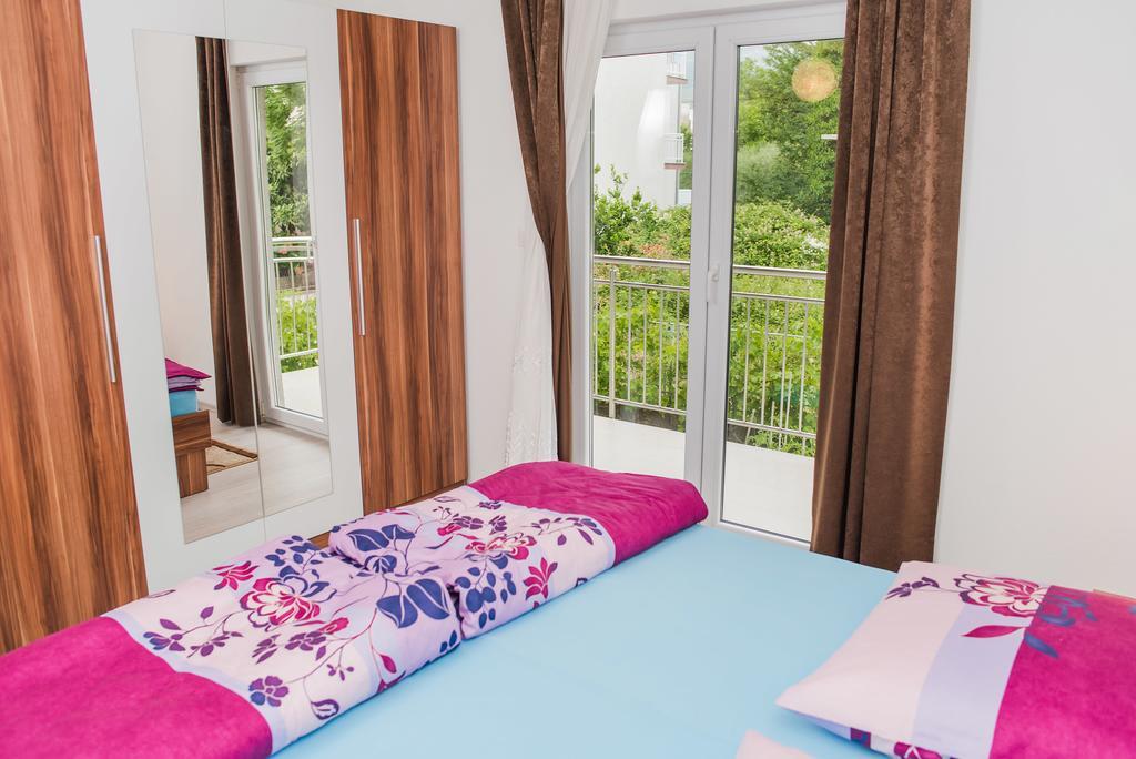 Apartment Grabovac Kaštela Pokoj fotografie
